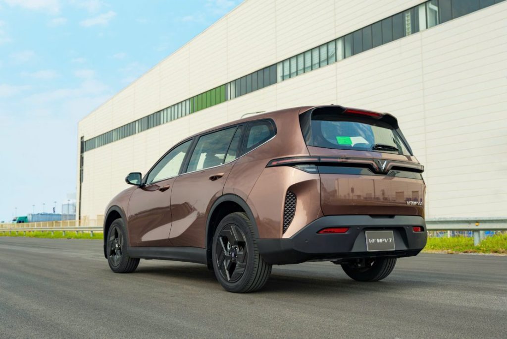MPV7